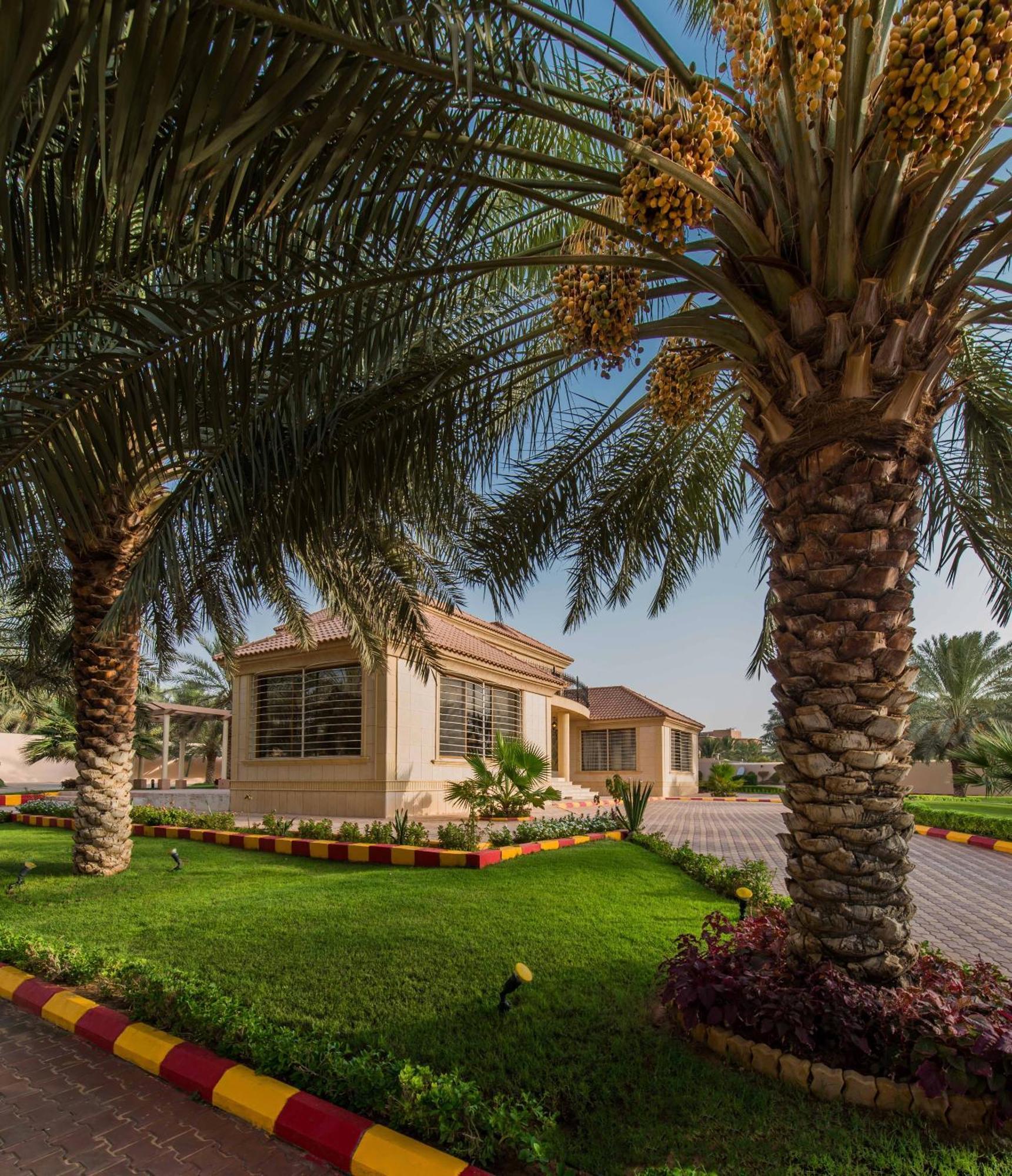 Hotel Boudl Al Nakheel Unaizah Esterno foto