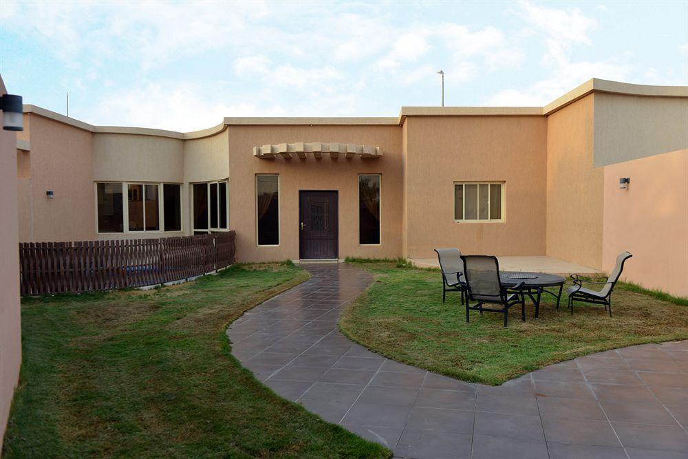 Hotel Boudl Al Nakheel Unaizah Esterno foto