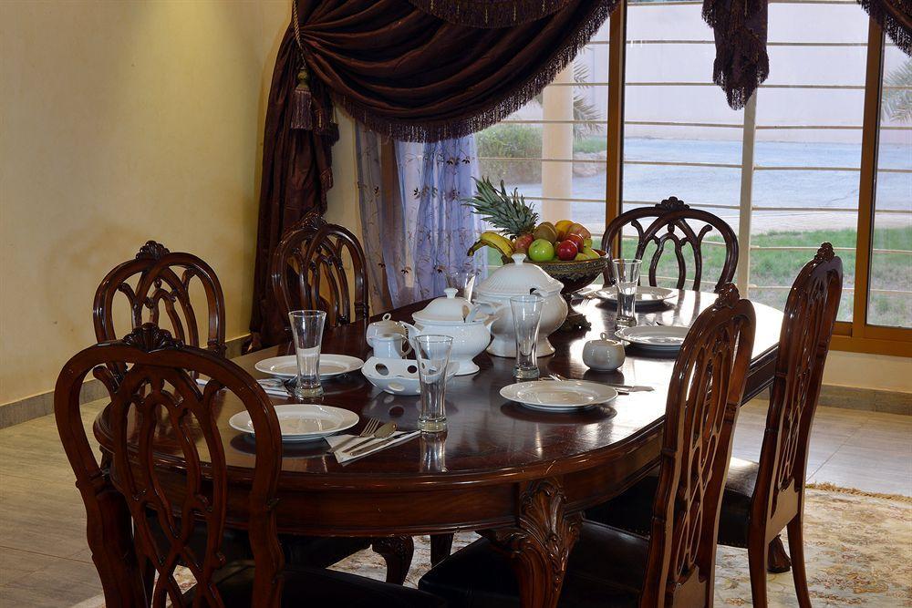 Hotel Boudl Al Nakheel Unaizah Esterno foto
